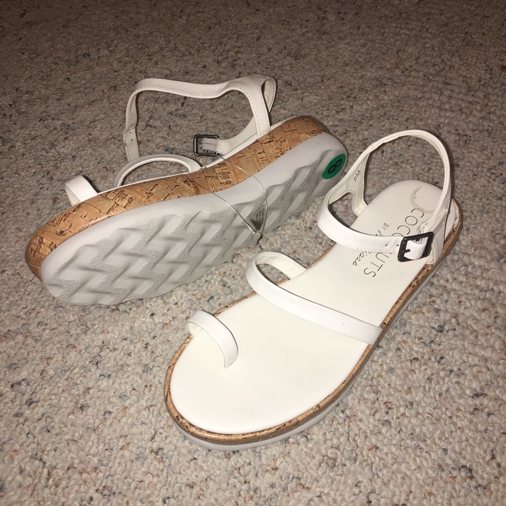 Platform sandals